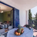 3 Bedroom Awesome Apartment In Pula Pula