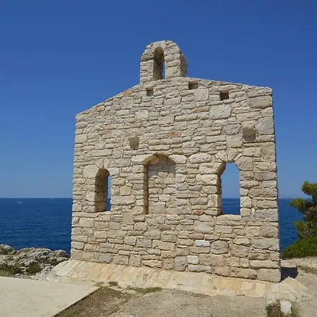 Gorgeous Apartment In Pula With House Sea View Apartment