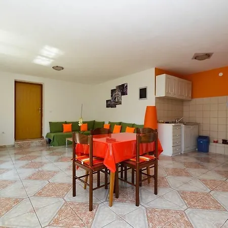 Apartment Gorgeous Apartment In Pula With House Sea View Pula